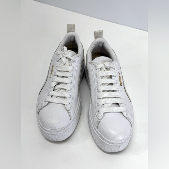 PUMA  White leather MAYZE Minimalist platform sneakers size 7 - Picture 1 of 9